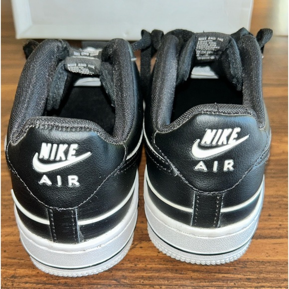 Nike Air Force 1 LV8 3 (GS) - Picture 8 of 13